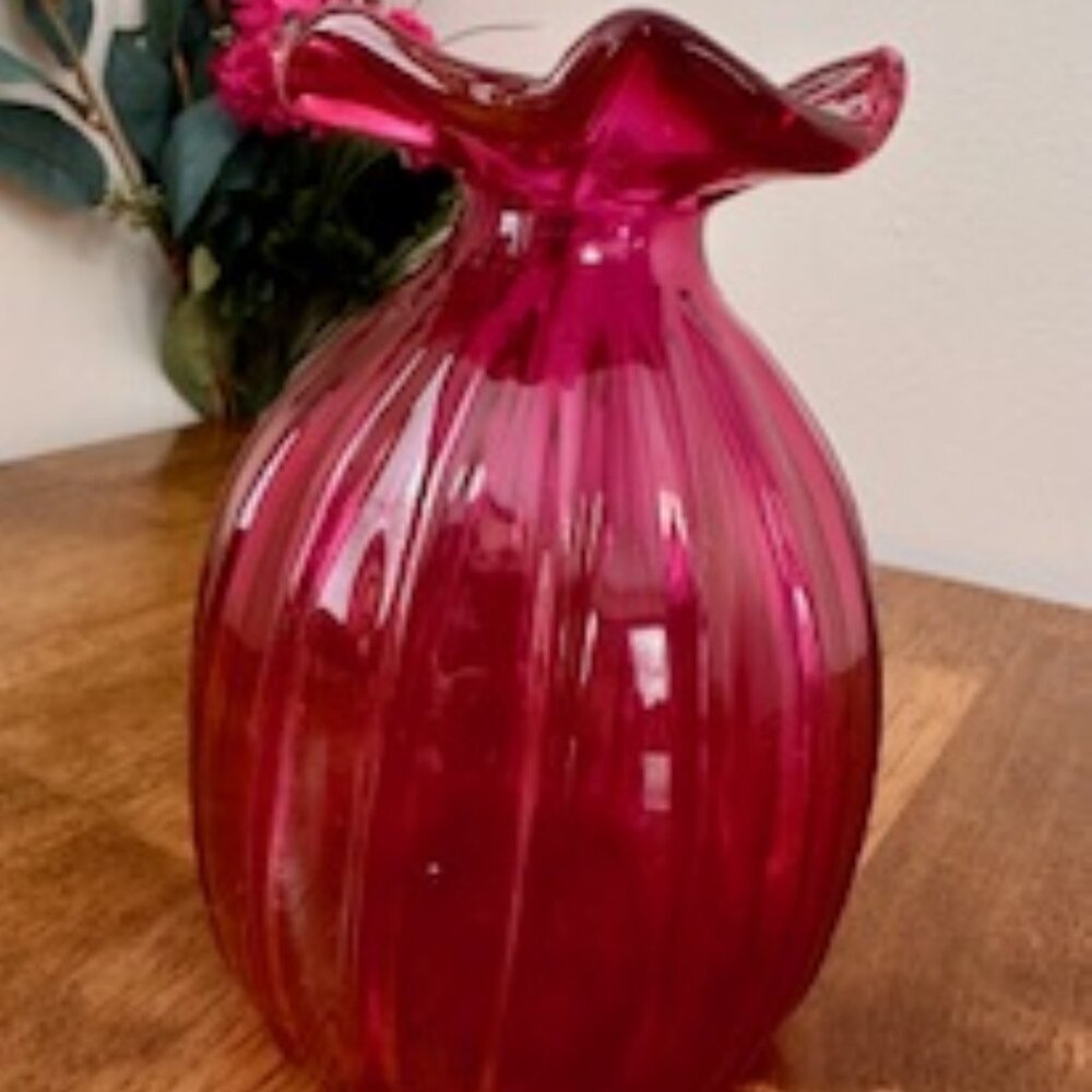 Vintage Cranberry Glass Vase – Handblown Ribbed Swung‎ Edge